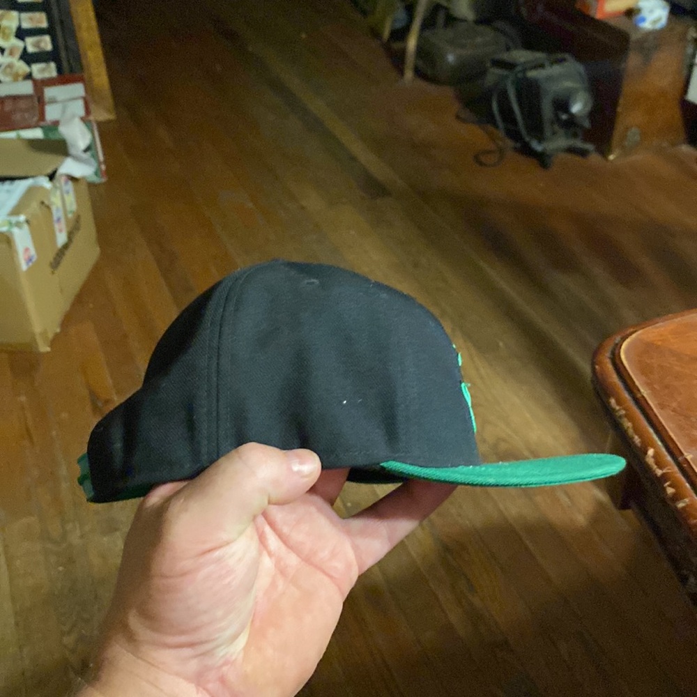 Nike true Sri-fit snap back hat - Picture 4 of 9